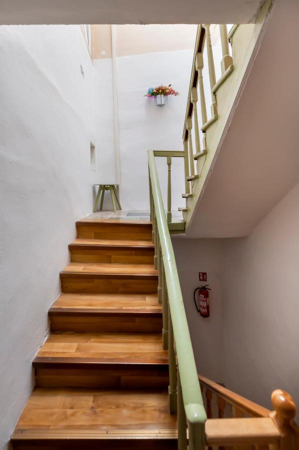 Sea View Apartment Ровин Екстериор снимка